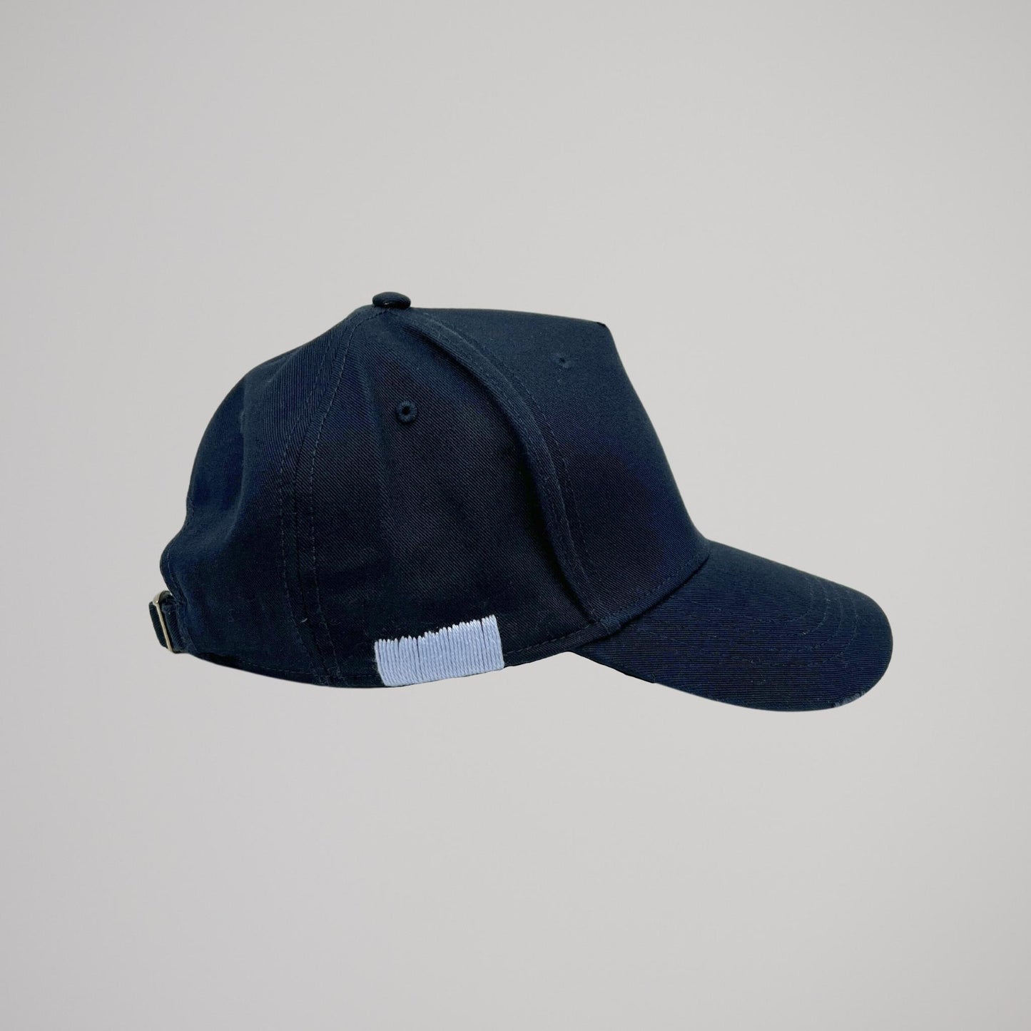 Cappellino Blu Ricamo Azzurro